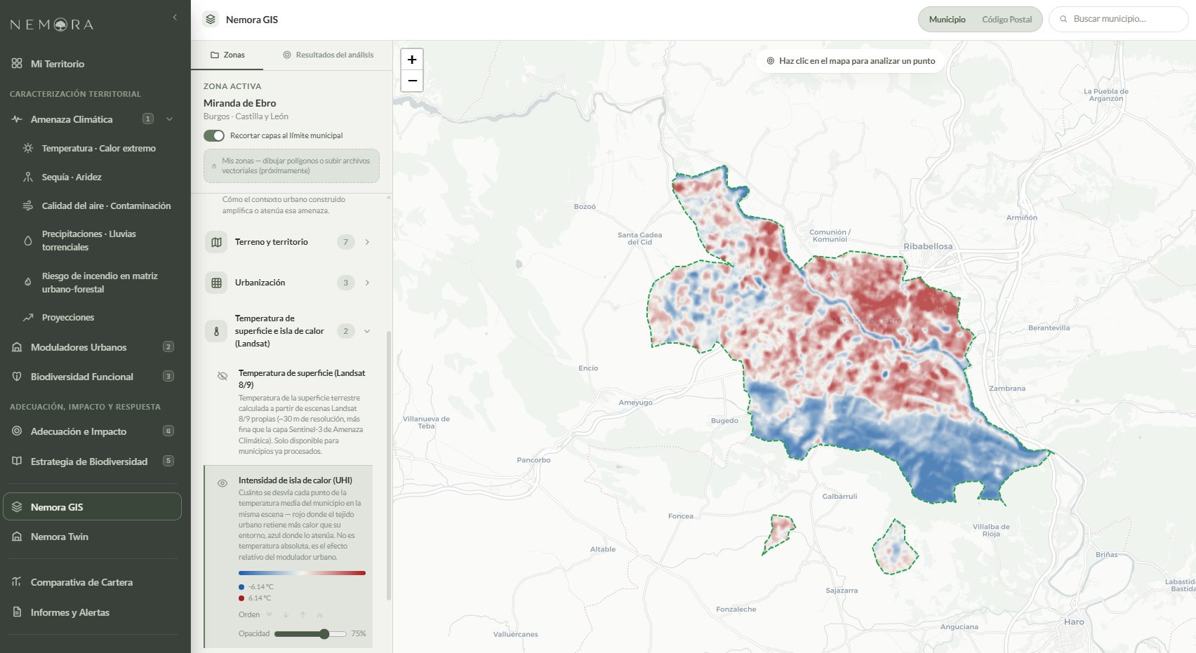 Nemora GIS con Amenaza Climática desplegada en el menú y el mapa de intensidad de isla de calor urbana sobre Miranda de Ebro
